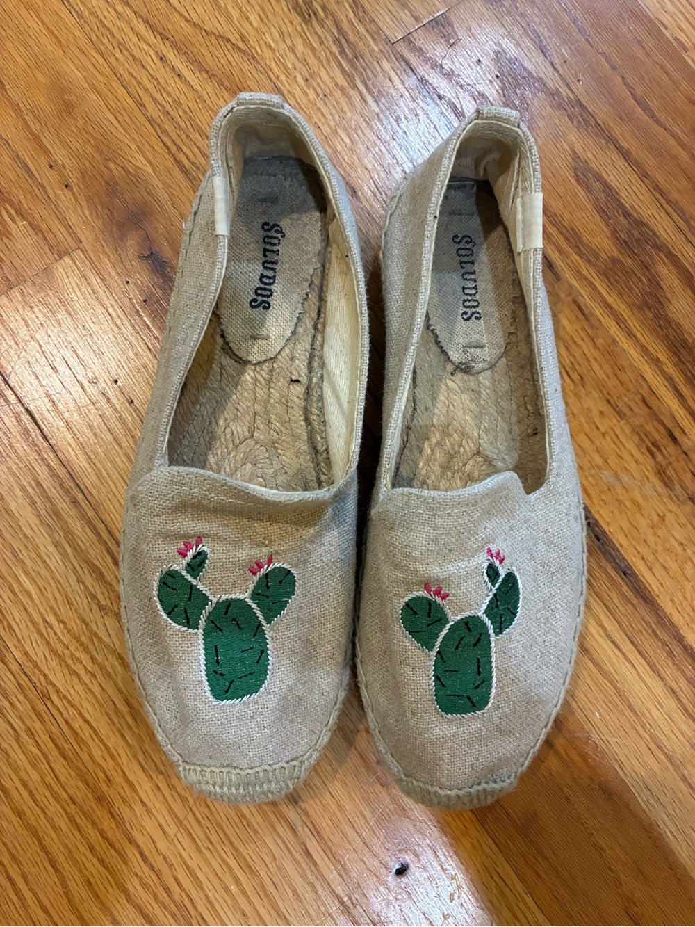 Brand new Soludos Embroidered Cactus Platform Espadrille